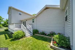 671 Pine Ridge Dr, Front Royal, VA 22630 - Photo 10