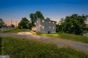 671 Pine Ridge Dr, Front Royal, VA 22630 - Photo 4