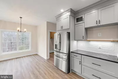 220 Lakeland Circle, Middletown, VA 22645 - Photo 8