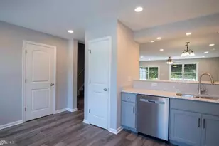 31 W Duck St, Front Royal, VA 22630 - Photo 6