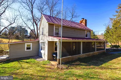 903 Rocky Hollow Road, Bentonville, VA 22610 - Photo 2