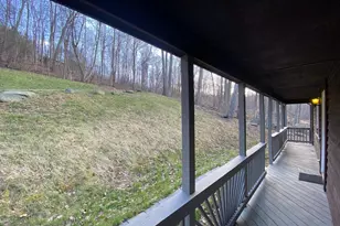 397 Parkside Rd, Linden, VA 22642 - Photo 4