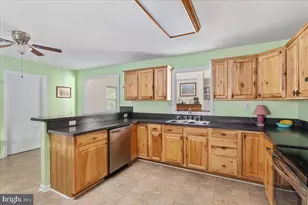 15 River Lakes Dr, Strasburg, VA 22657 - Photo 16