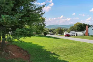 1055 Goodview Dr, Front Royal, VA 22630 - Photo 4