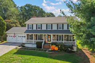 1055 Goodview Dr, Front Royal, VA 22630 - Photo 1