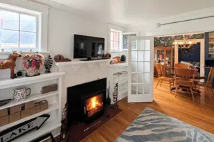 8 W 11th St, Front Royal, VA 22630 - Photo 2