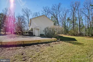 247 Hickory Rd, Front Royal, VA 22630 - Photo 6