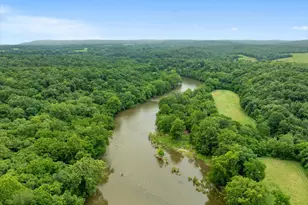 27 Cheyenne Ln, Front Royal, VA 22630 - Photo 32