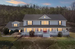 209 Park Ridge Ct, Front Royal, VA 22630 - Photo 1