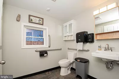 303 W 10th Street, Front Royal, VA 22630 - Photo 16