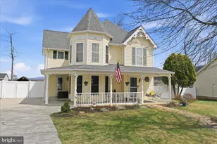 1130 Happy Ridge Dr, Front Royal, VA 22630 - Photo 1