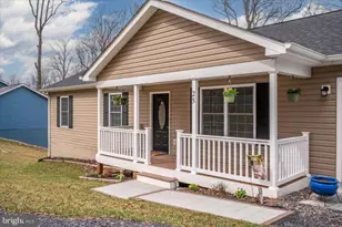 25 Deer Trail Rd, Front Royal, VA 22630 - Photo 4