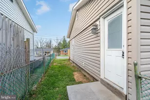 751 W 13th St, Front Royal, VA 22630 - Photo 24