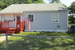 721 W 14th St, Front Royal, VA 22630 - Photo 1