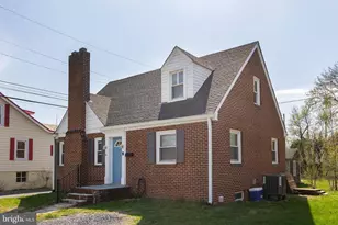 12 W 5th St, Front Royal, VA 22630 - Photo 1