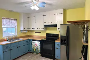 341 W 9th St, Front Royal, VA 22630 - Photo 6