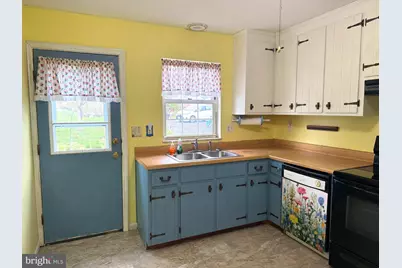 341 W 9th Street, Front Royal, VA 22630 - Photo 8