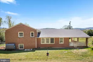 1048 Wine St, Front Royal, VA 22630 - Photo 28