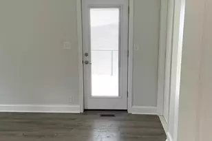 138 Grimes Golden Rd, Linden, VA 22642 - Photo 6