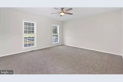 100 Holiday Court, Bentonville, VA 22610 - Photo 6