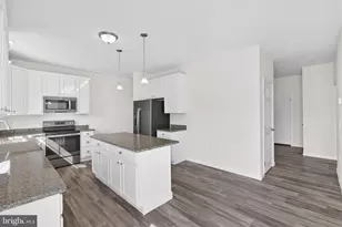 100 Holiday Ct, Bentonville, VA 22610 - Photo 12