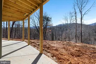 4A Messick Rd, Strasburg, VA 22657 - Photo 2