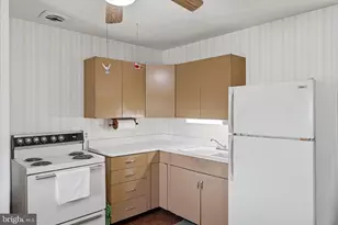814 W 15th St, Front Royal, VA 22630 - Photo 10
