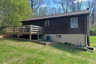 267 Red Robin Ln, Linden, VA 22642 - Photo 14