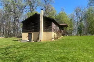 267 Red Robin Ln, Linden, VA 22642 - Photo 8