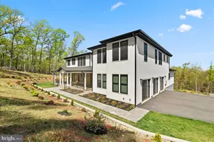 138 Wooded Ln, Front Royal, VA 22630 - Photo 2
