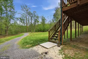 938 Fetchett Rd, Bentonville, VA 22610 - Photo 4