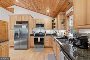 938 Fetchett Rd, Bentonville, VA 22610 - Photo 22