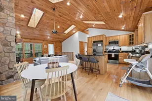 938 Fetchett Rd, Bentonville, VA 22610 - Photo 18