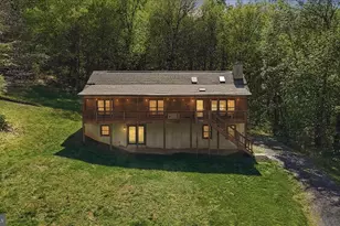 938 Fetchett Rd, Bentonville, VA 22610 - Photo 2