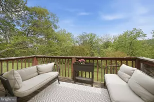 91 Granny Smith Rd, Linden, VA 22642 - Photo 2