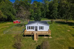 4493 Stonewall Jackson Hwy, Bentonville, VA 22610 - Photo 1