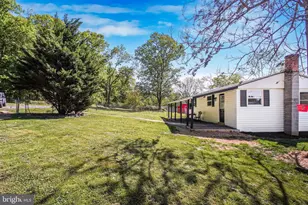 4493 Stonewall Jackson Hwy, Bentonville, VA 22610 - Photo 40