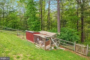 220 Deerhaven Rd, Front Royal, VA 22630 - Photo 4