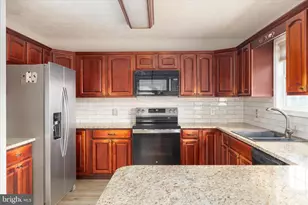 312 Southern Dr, Strasburg, VA 22657 - Photo 10