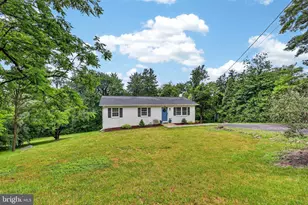 638 Apple Orchard Dr, Linden, VA 22642 - Photo 4