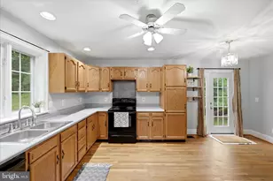 348 Pine Shores Dr, Front Royal, VA 22630 - Photo 10