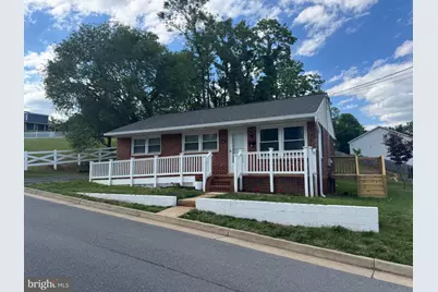210 Midway Avenue, Front Royal, VA 22630 - Photo 1