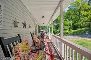 407 Freeze Rd, Linden, VA 22642 - Photo 4