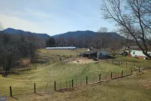 172 Rogers Mill Rd, Strasburg, VA 22657 - Photo 12