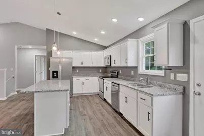 643 Pine Ridge Drive, Front Royal, VA 22630 - Photo 10
