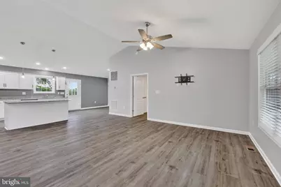 643 Pine Ridge Drive, Front Royal, VA 22630 - Photo 4