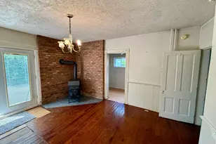 49 W Duck St, Front Royal, VA 22630 - Photo 10