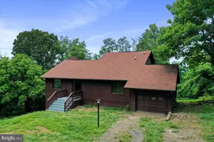 143 Zinn Way, Linden, VA 22642 - Photo 2