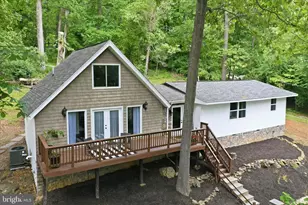 557 Golden Russet Dr, Linden, VA 22642 - Photo 4