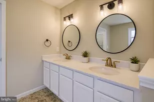 110 Lee Dr, Linden, VA 22642 - Photo 20